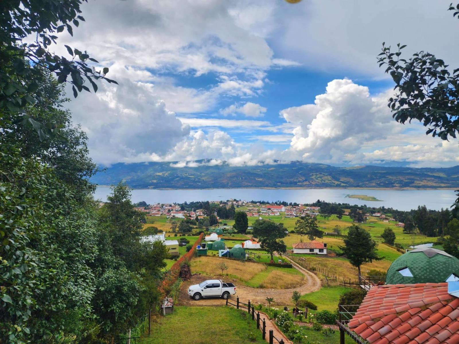 Hotel Glamping Sede Campestre Mirador De Pueblo Viejo Guatavita Exterior foto
